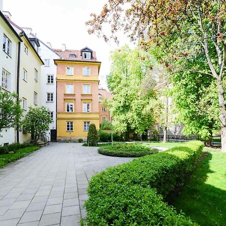 Designers Apartment In The Old Town Warsaw Exterior photo